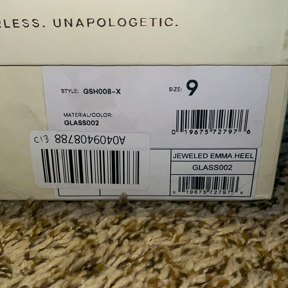 These Good American heels are the glitziest, glammest, hottest shoes yet. - Picture 2 of 10